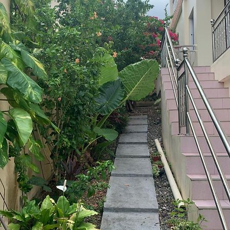 Soul Travellers Dagatan Guesthouse Badian Exterior foto