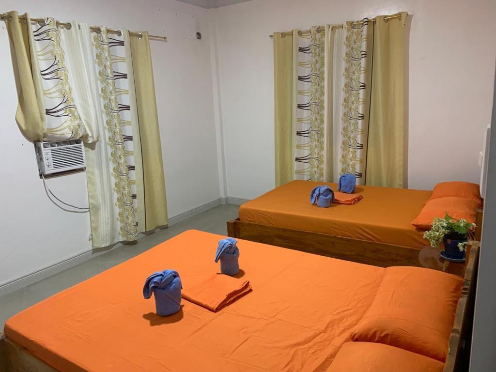 Soul Travellers Dagatan Guesthouse Badian Exterior foto