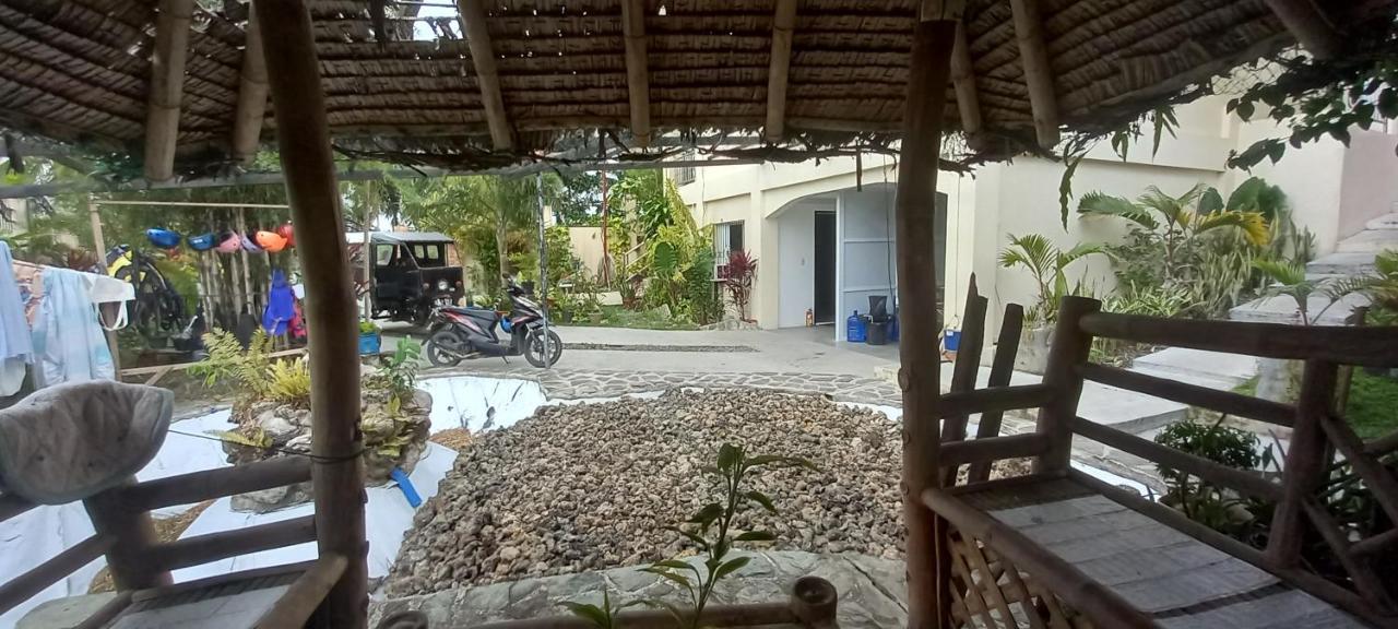 Soul Travellers Dagatan Guesthouse Badian Exterior foto