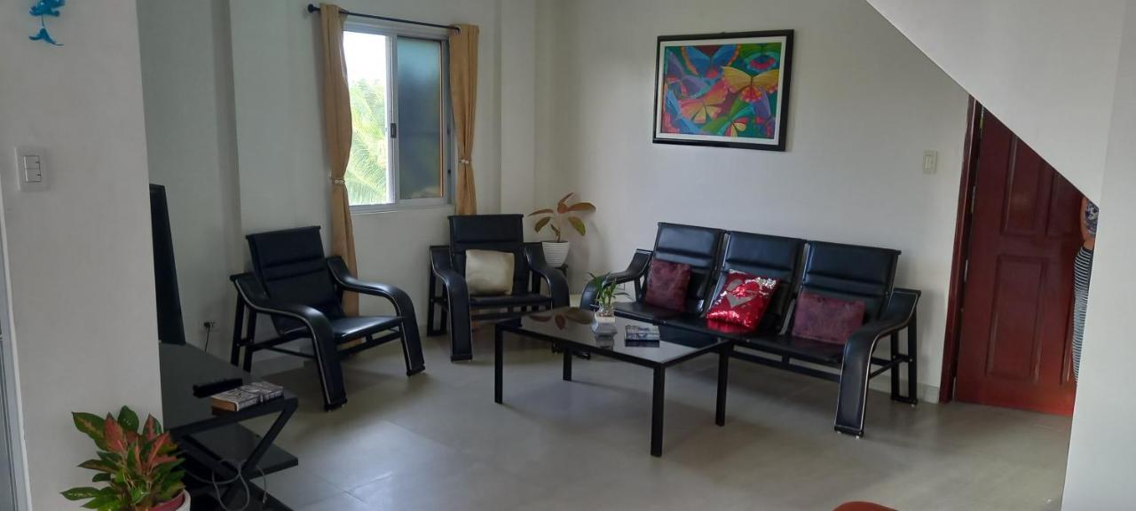 Soul Travellers Dagatan Guesthouse Badian Exterior foto