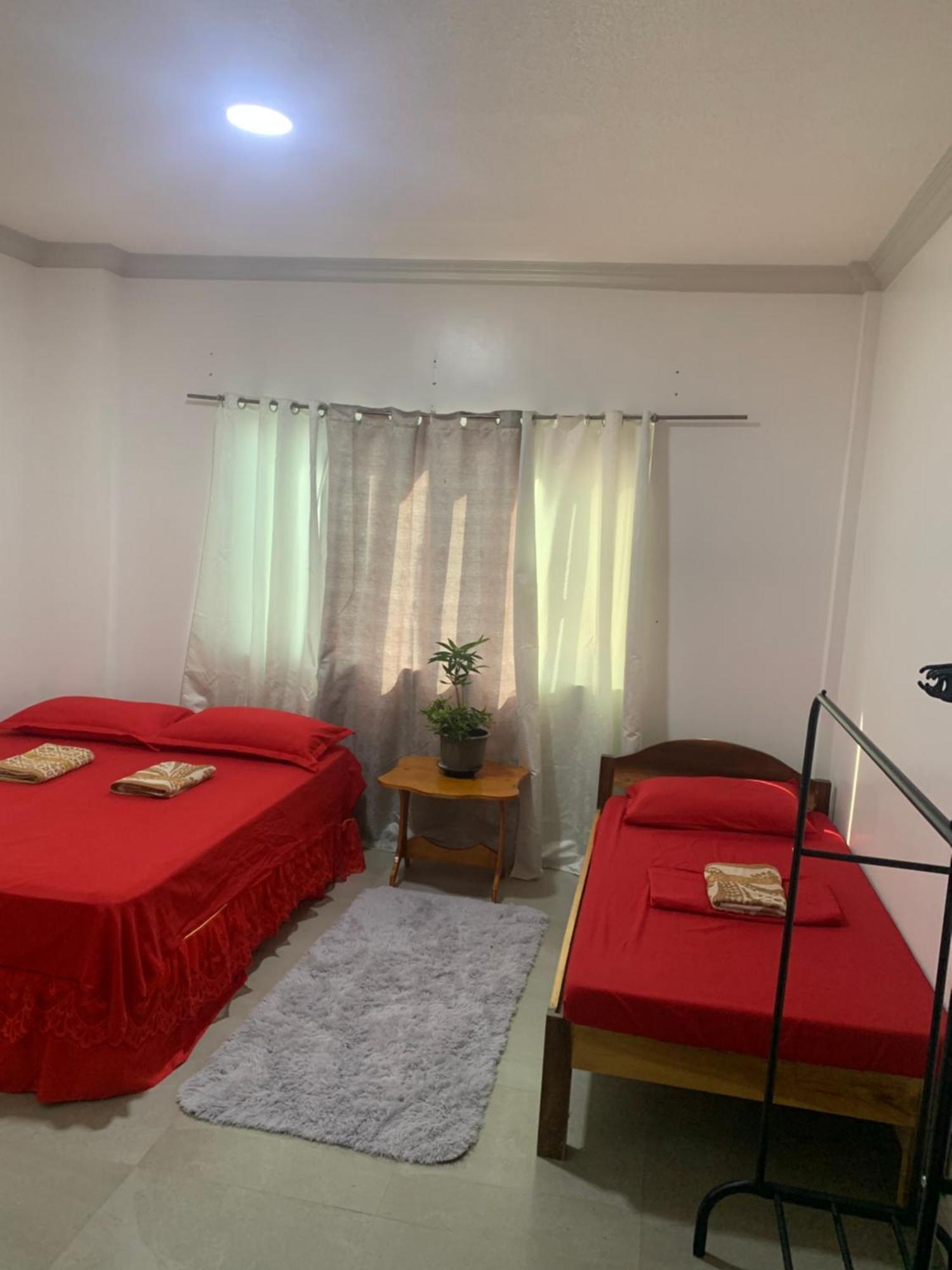Soul Travellers Dagatan Guesthouse Badian Exterior foto